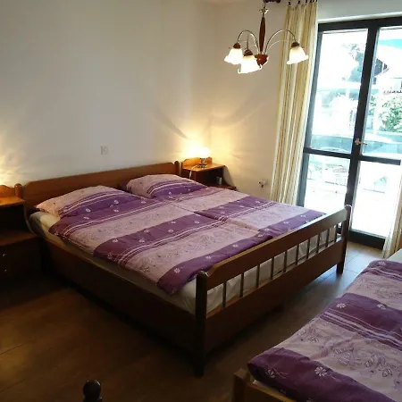 Carli Apartment *